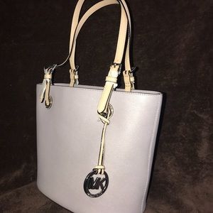 BRAND NEW pastel purple Michaels Kors Tote Bag!